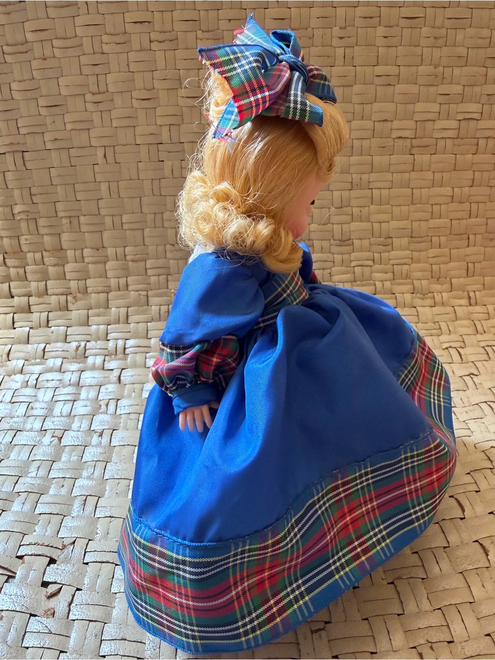 Madame Alexander 8” Amy Doll Blue W Plaid Dress Storyland - Picture 3 of 9